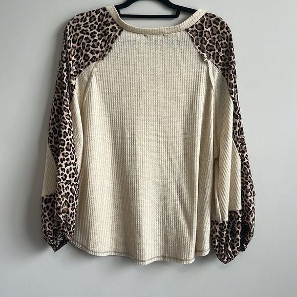 Entro Top - Picture 2 of 5